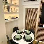 Vibe S33 Modern & Premium Apartment *