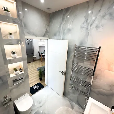 Vibe S33 Modern & Premium Apartament