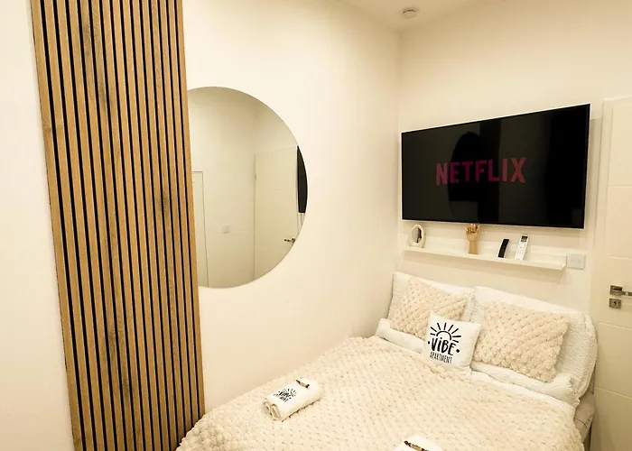 Vibe S33 Modern & Premium דירה