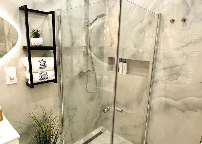 Vibe S33 Modern & Premium דירה